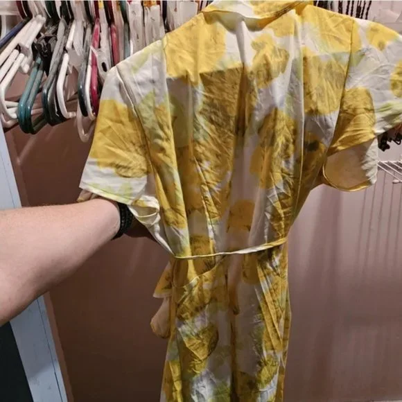 Yellow Floral Mini Wrap Dres - Picture 4 of 4